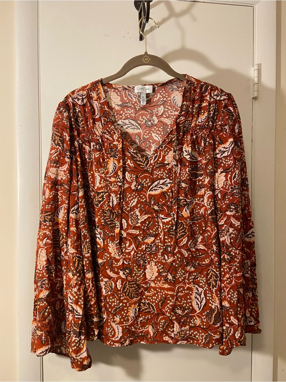 Jessica Simpson Rust and Cream Paisley V-Neck Blouse